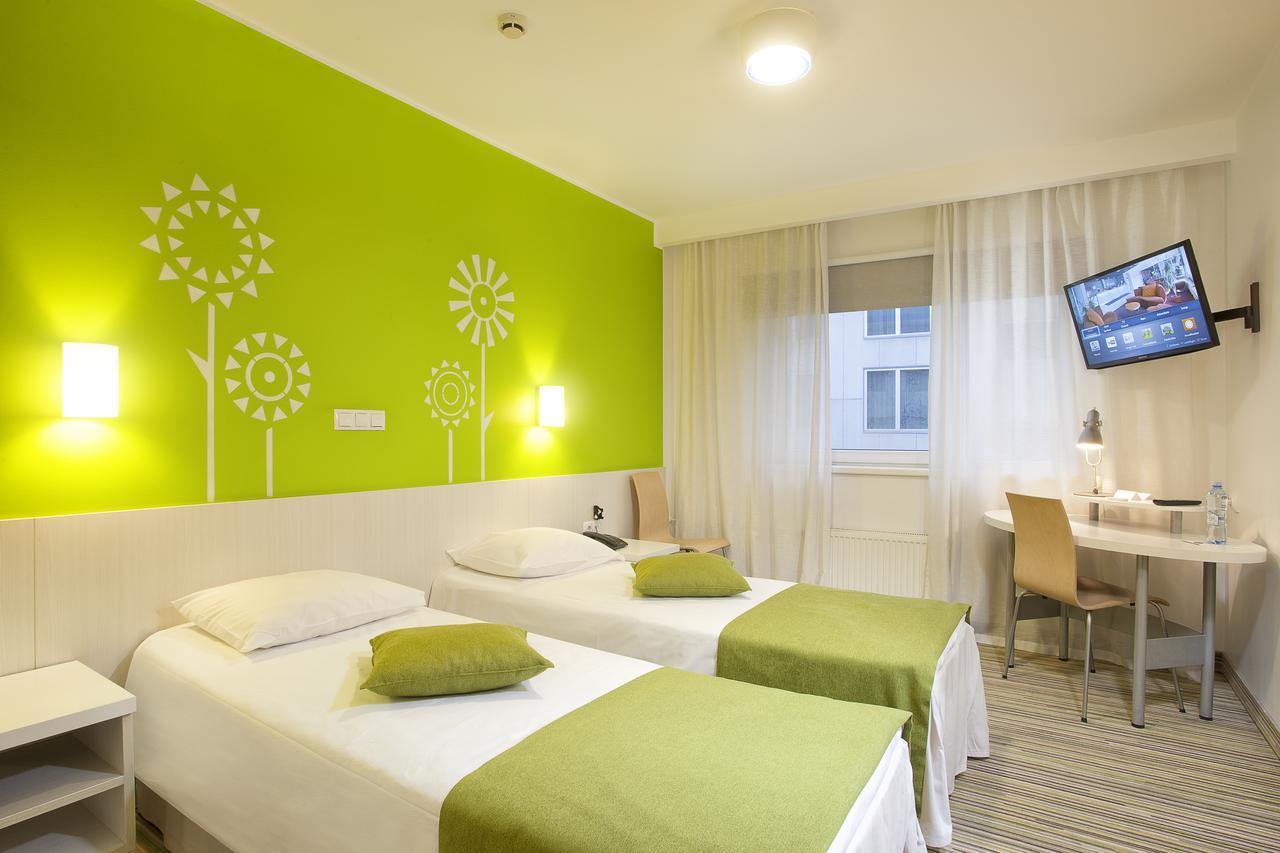 Tallink Express Hotel Eksteriør billede